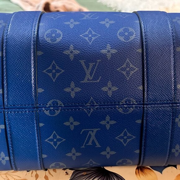 Louis Vuitton Weekend Tote NM Taigarama Bag - Picture 3 of 5